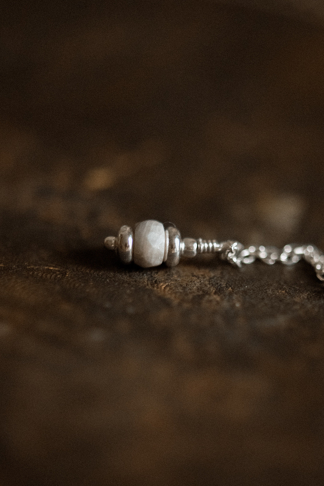 Bohovibes stříbrný nebo pozlacený náhrdelník se silveritem.